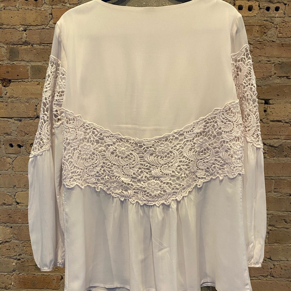 Top - Picture 2 of 4